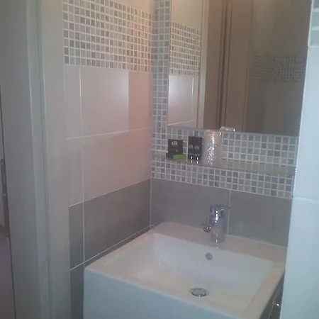 B&B Bianchi 64 Bed & Breakfast