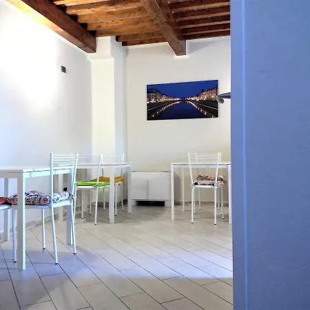 B&B Bianchi 64 Bed & Breakfast 3*
