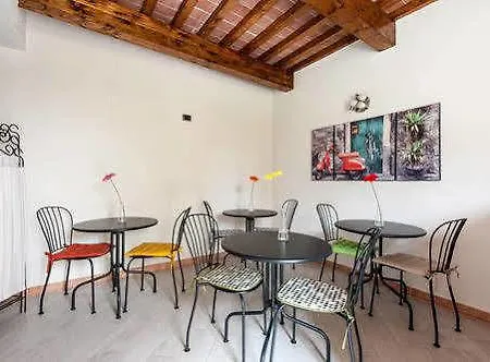 B&B Bianchi 64 Bed & Breakfast 3*