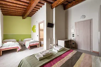 Bianchi 64 Bed and breakfast 4*