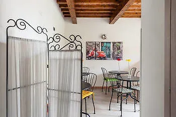 Bed and breakfast Bianchi 64 4*